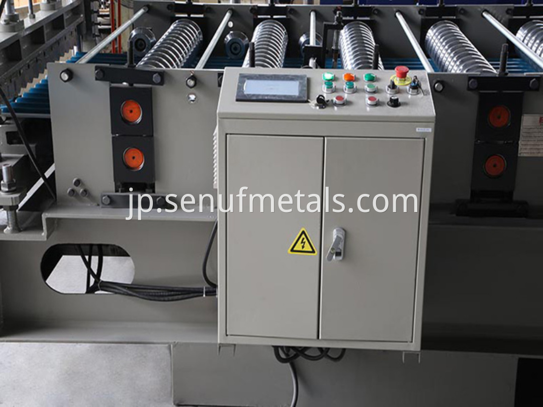 Corrugated forming machine PLC control system